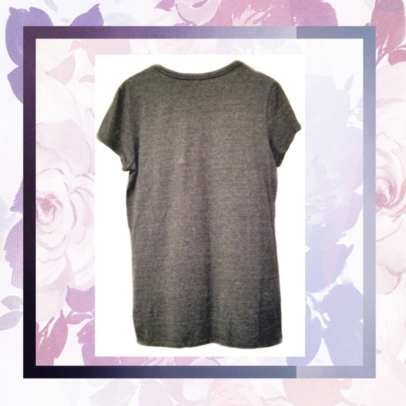 🆕 ⚾🏈🏀Women's Large Louisville Cardinals tee - Picture 2 of 2